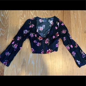 XL Wild Fable Floral Print Crop (black)